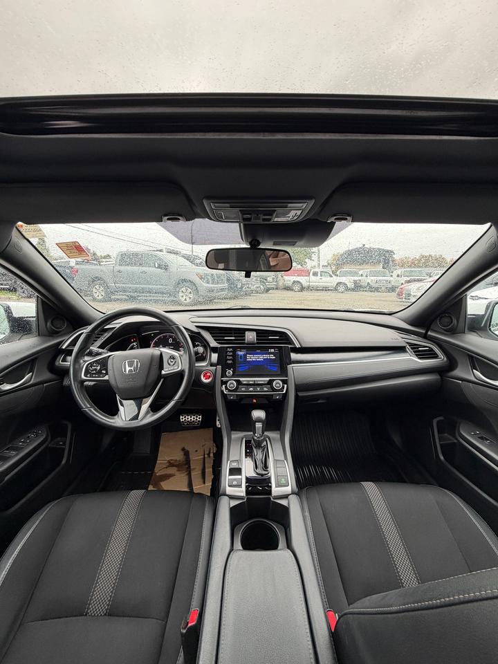 2019 Honda Civic Sport Photo