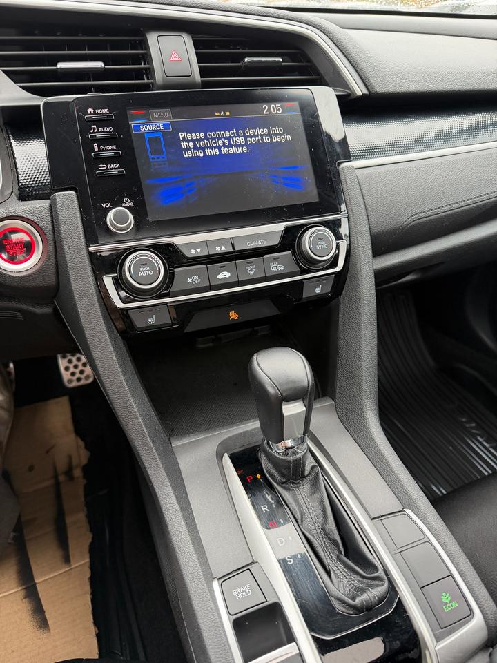 2019 Honda Civic Sport Photo