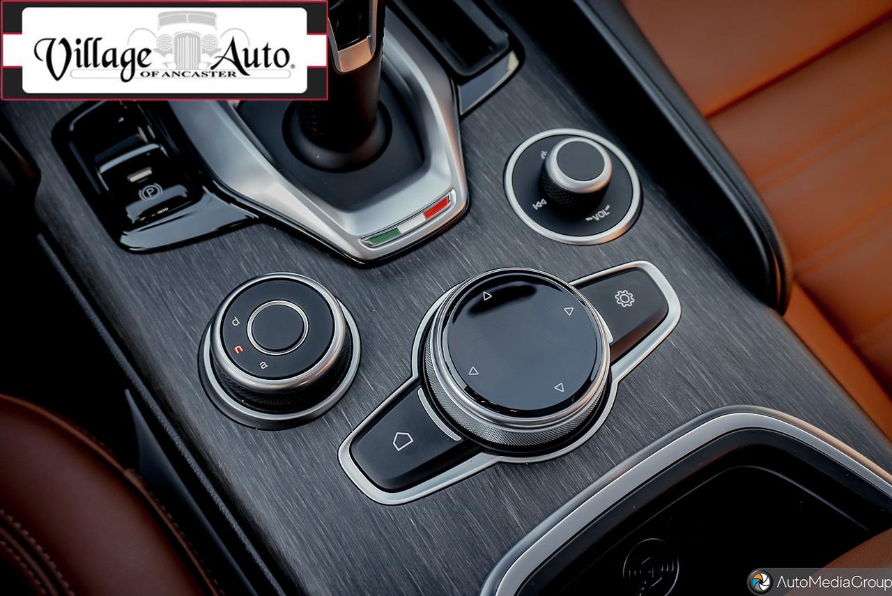 2020 Alfa Romeo Giulia Ti Lusso AWD - Photo #22