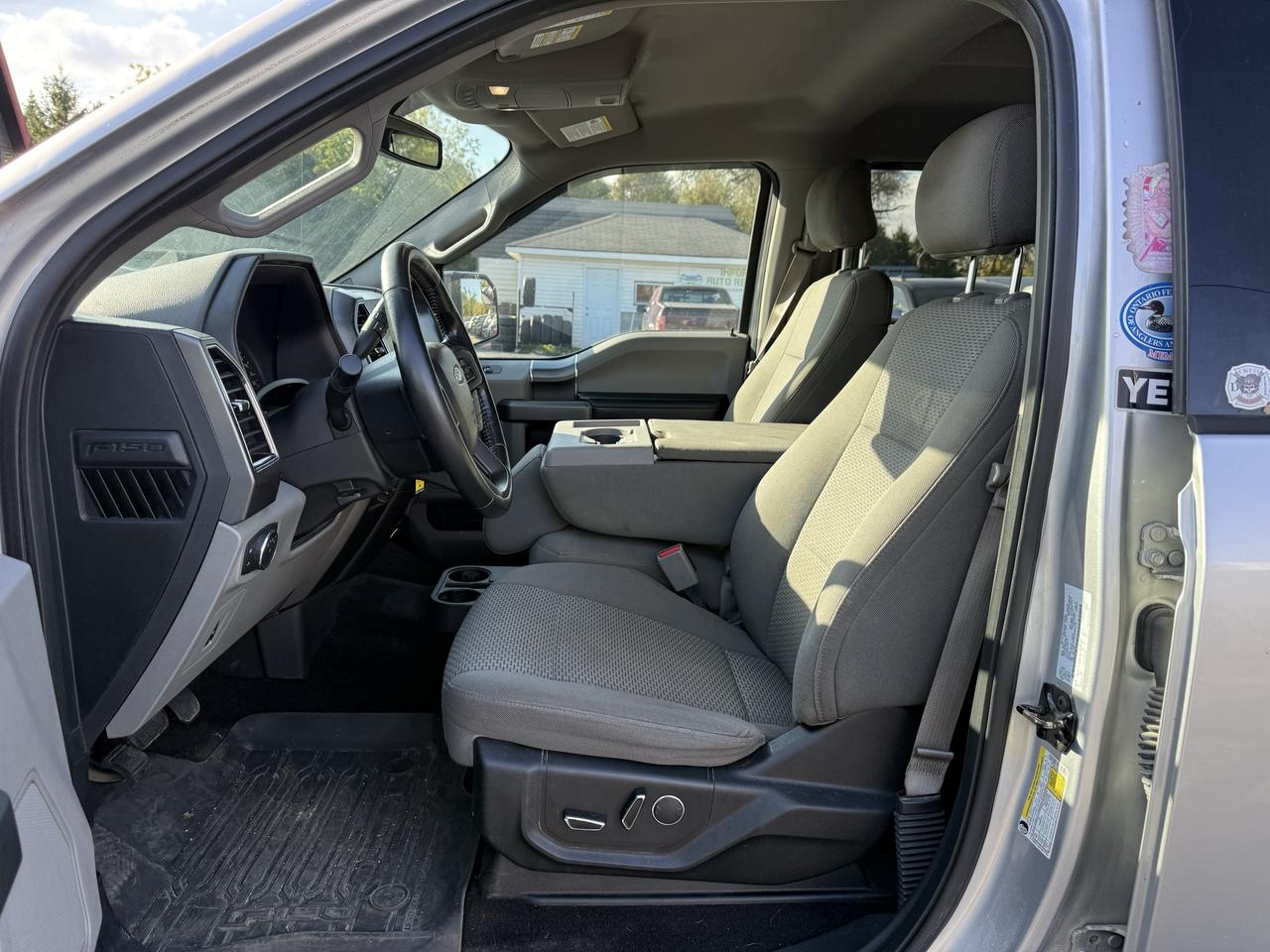 2017 Ford F-150 4WD SuperCrew 145" Photo
