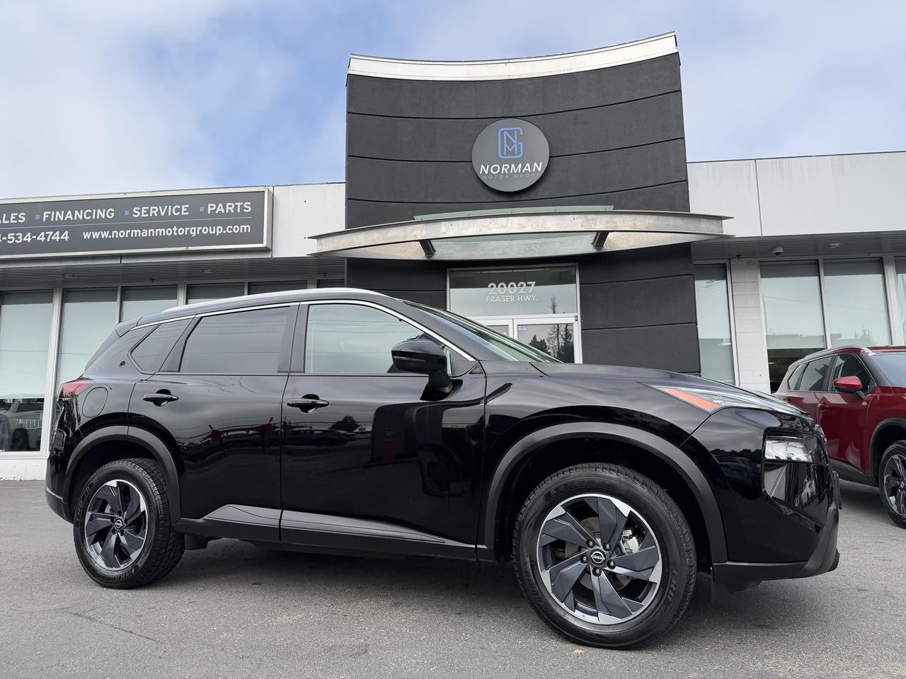 2025 Nissan Rogue AWD SV Moonroof HEATED SEATS/WHEEL SUNROOF B/U CAM - Photo #1