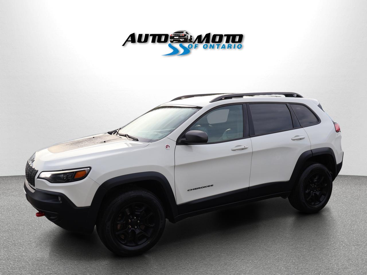 2019 Jeep Cherokee TRAILHAWK ELITE 4X4 *ACCIDENT FREE* CAMERA NAV BLUETOOTH LEATHER HEATED SEATS PANO ROOF CRUISE ALLOYS Photo