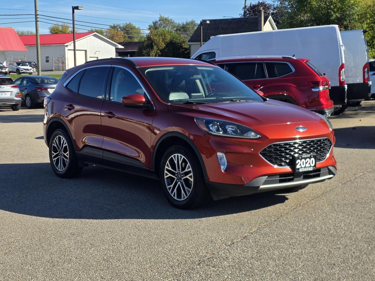 2020 Ford Escape SEL 2.0L AWD Photo2