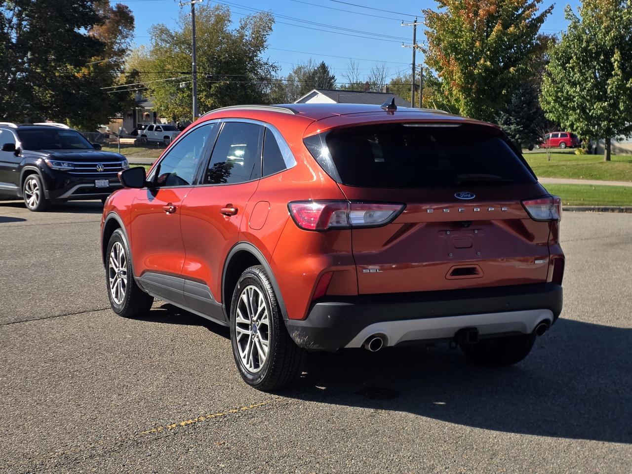 2020 Ford Escape SEL 2.0L AWD Photo