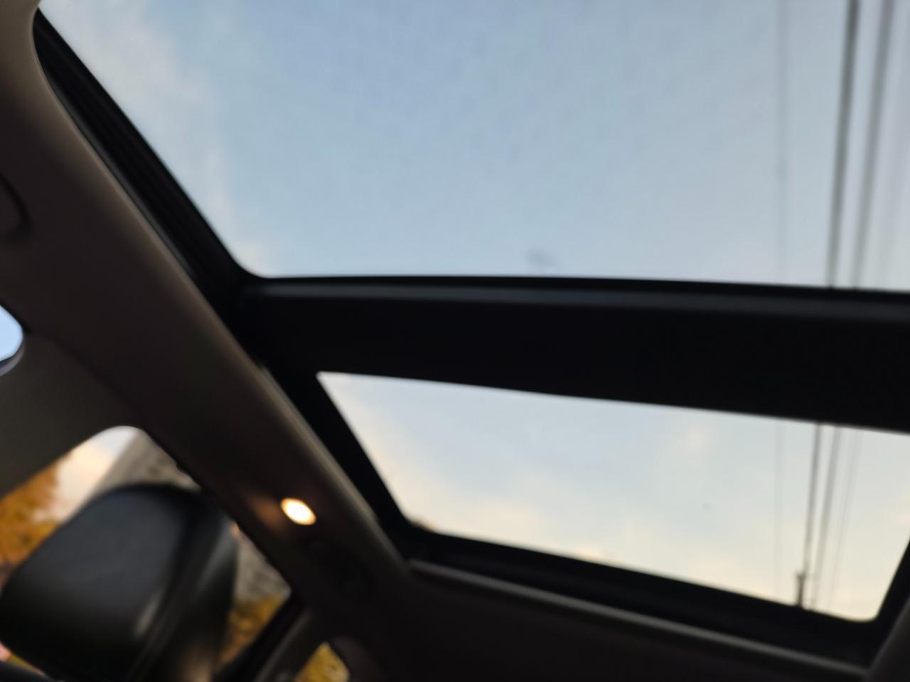 2017 Nissan Murano Platinum Photo
