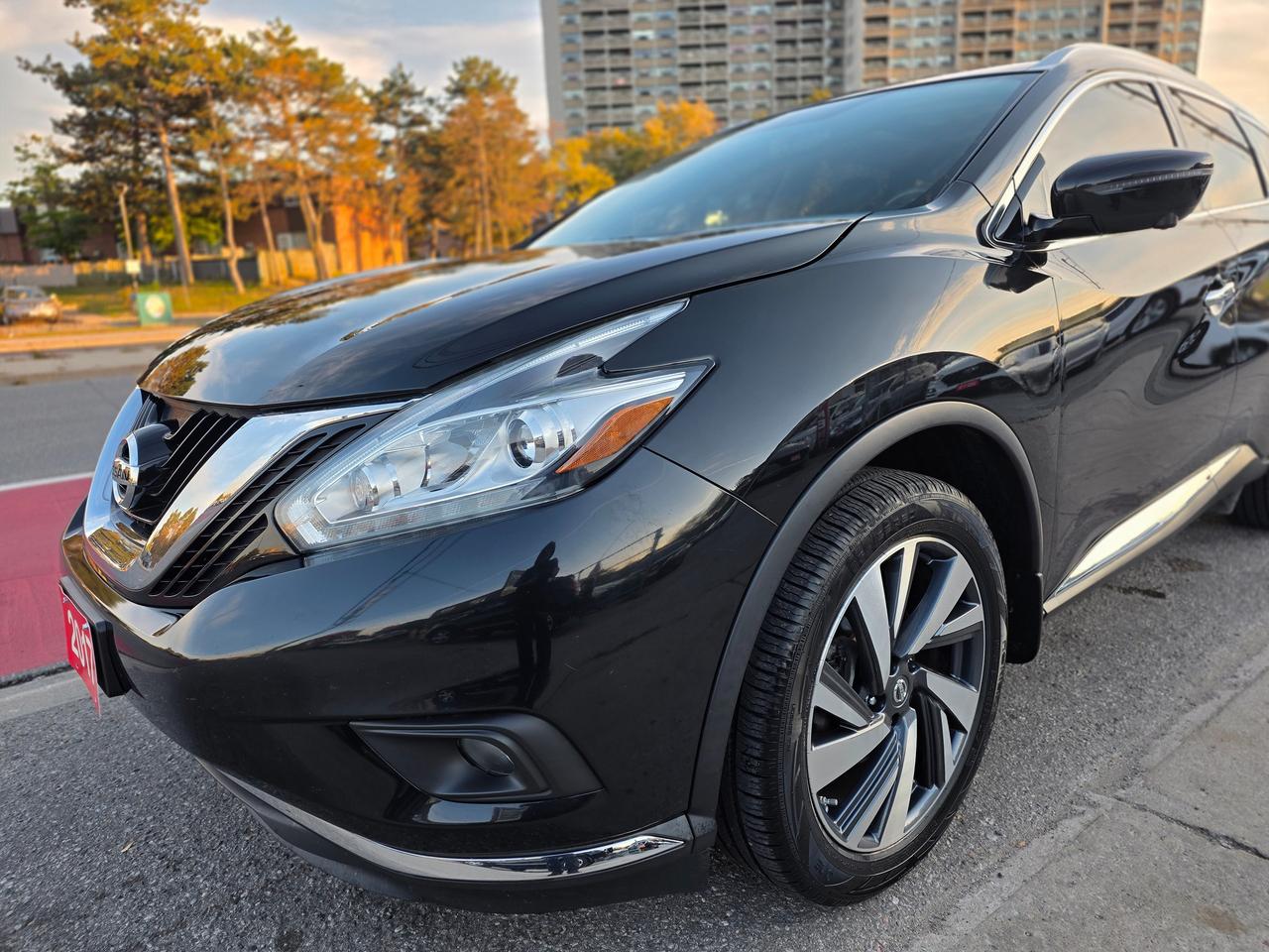 2017 Nissan Murano Platinum Photo2