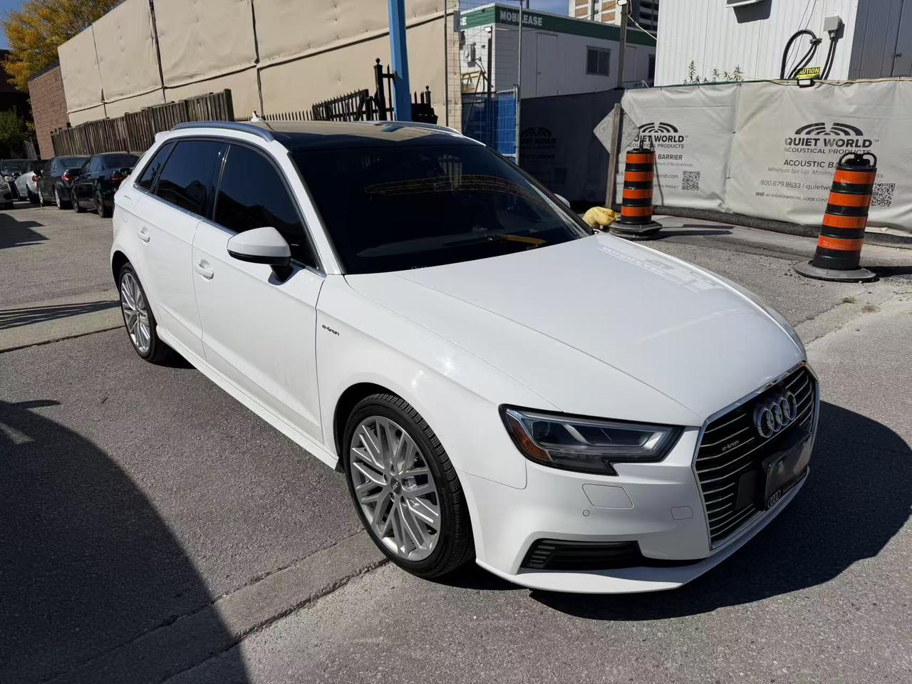 2017 Audi A3 4dr HB Technik Photo