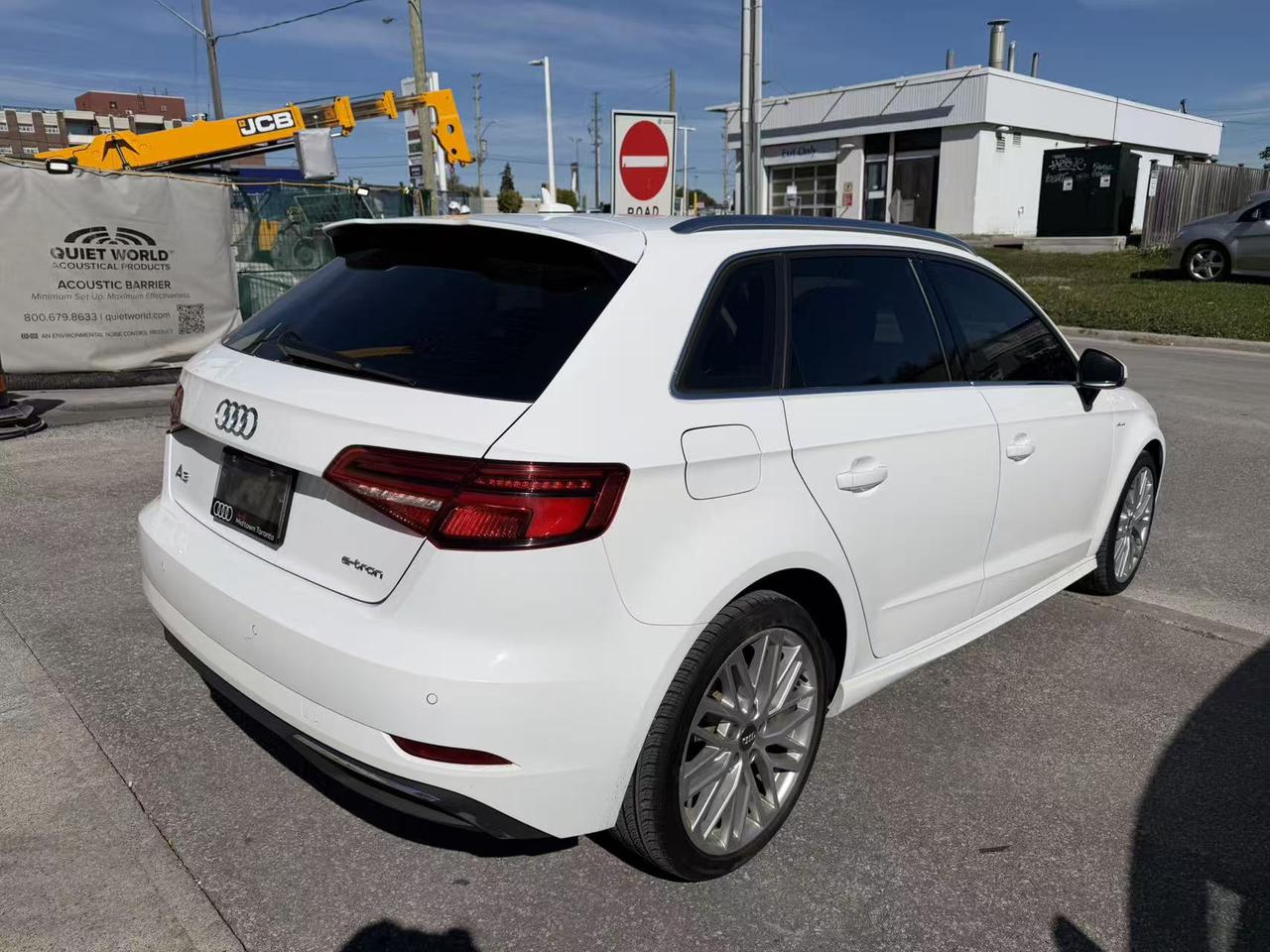 2017 Audi A3 4dr HB Technik Photo
