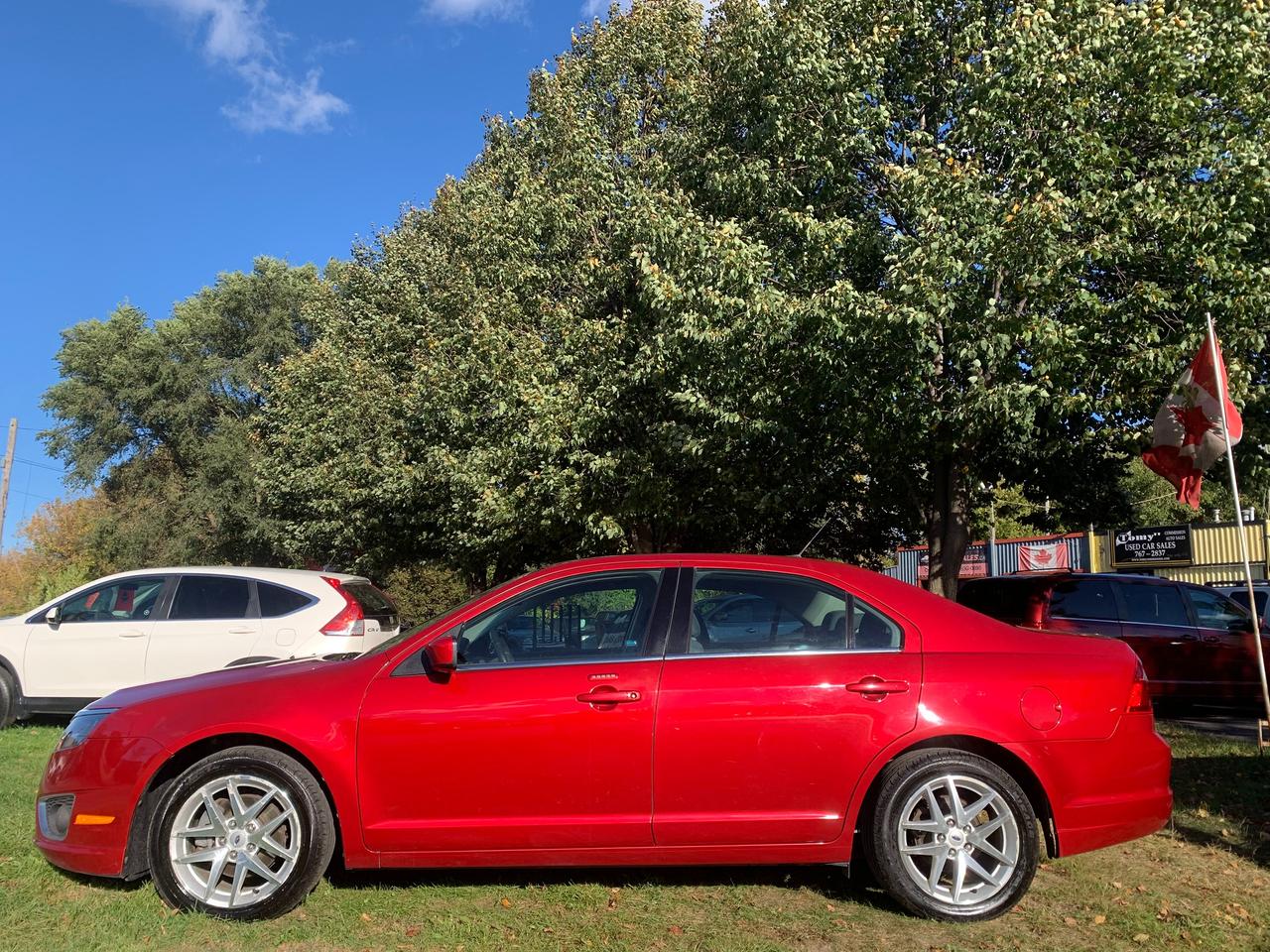 2010 Ford Fusion 1 OWNER 65KM NEW TIRES BRAKES SAFETY INC Photo
