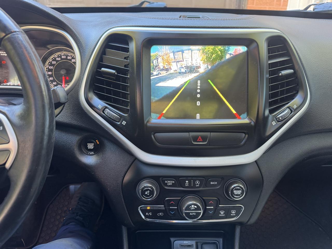 2017 Jeep Cherokee Limited Photo