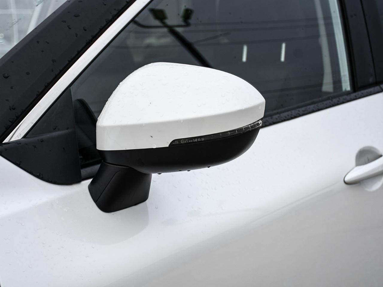 2026 Nissan Rogue AWD SV Moonroof Photo