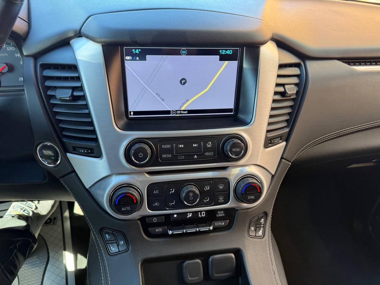 2020 GMC Yukon XL 4WD 4dr SLT-navi -DVD-leather Photo