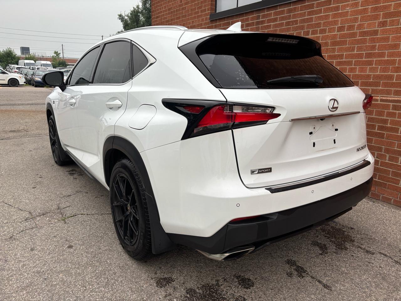 2016 Lexus NX 200t F-Sport 3 AWD 4dr Photo3