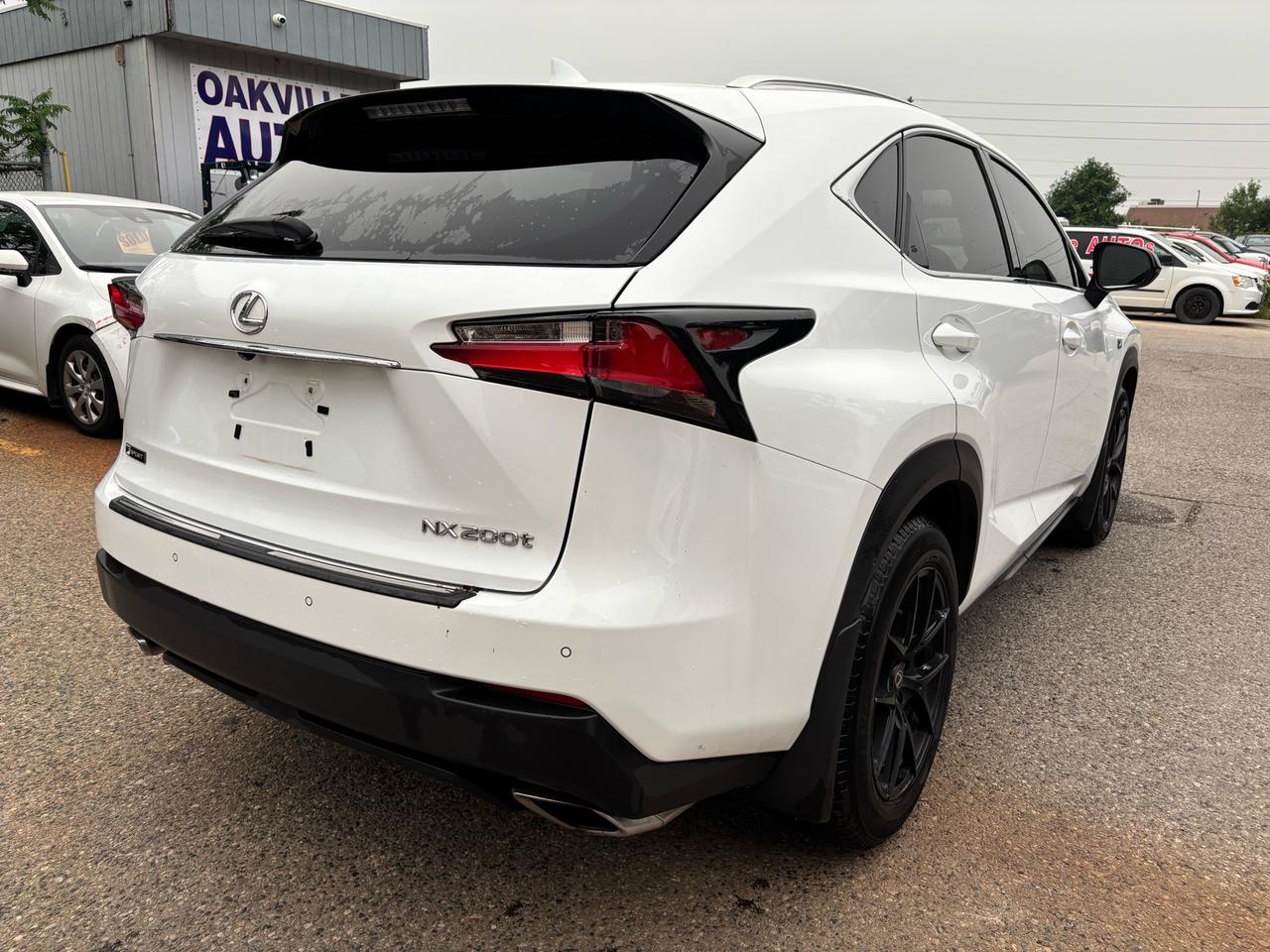 2016 Lexus NX 200t F-Sport 3 AWD 4dr Photo4