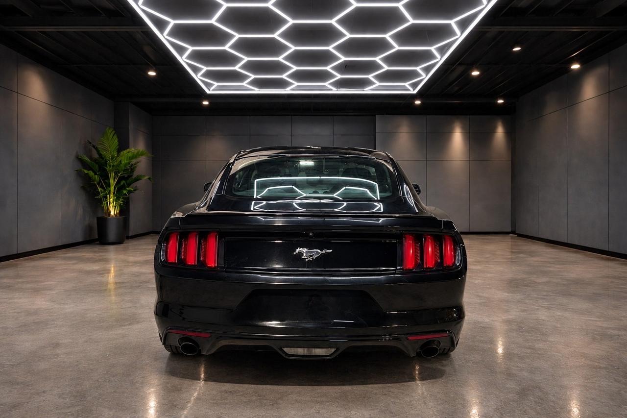 2015 Ford Mustang 2dr BASE MANUAL Photo3
