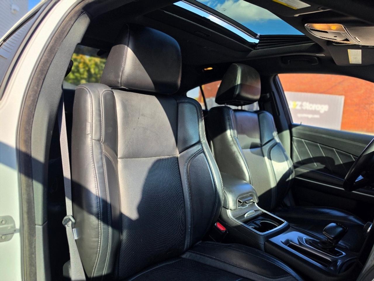 2019 Dodge Charger SXT PLUS AWD-LEATHER-SUNROOF-NAVI-LOADED Photo