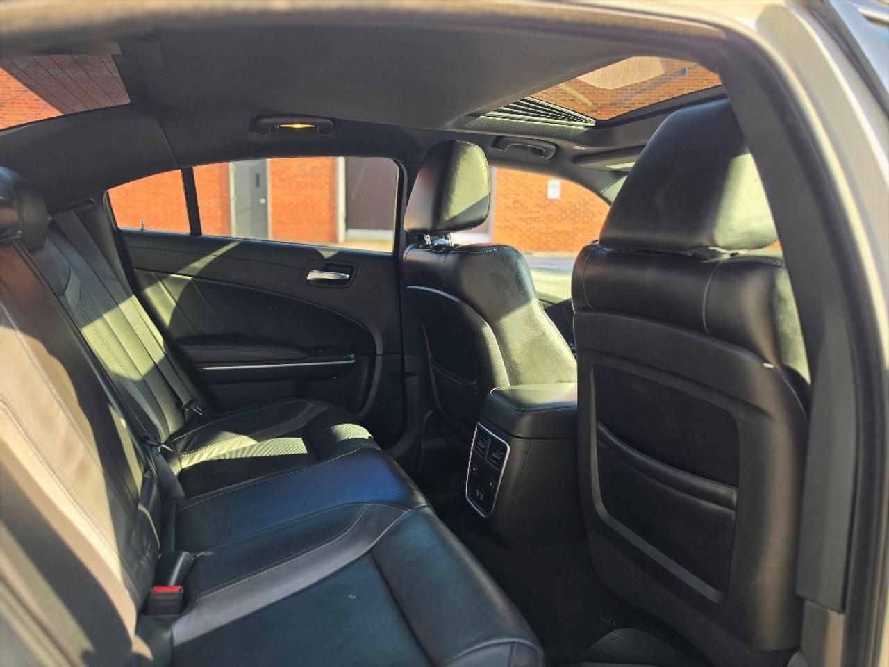 2019 Dodge Charger SXT PLUS AWD-LEATHER-SUNROOF-NAVI-LOADED Photo