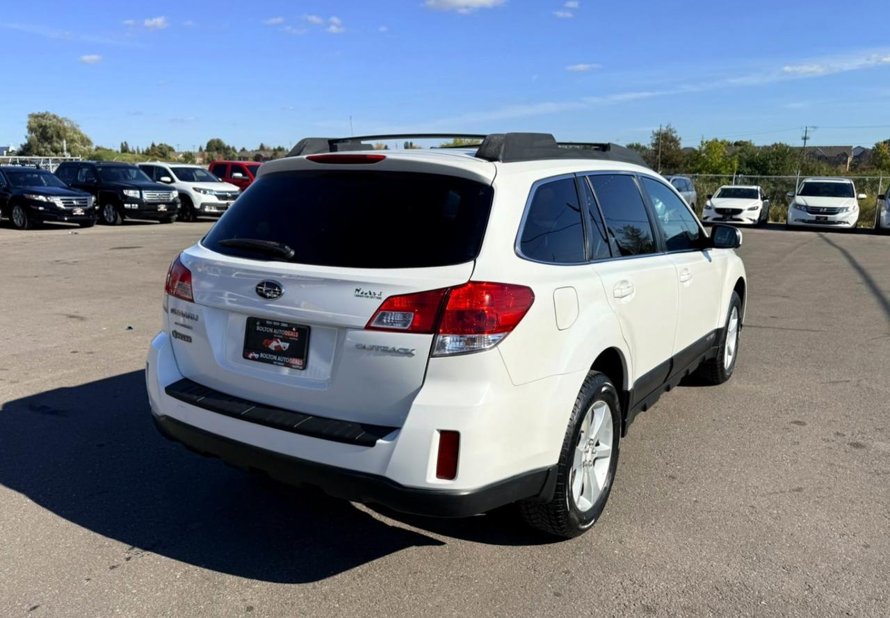 2014 Subaru Outback 4dr Wgn H4 Auto 2.5i Convenience Package Photo