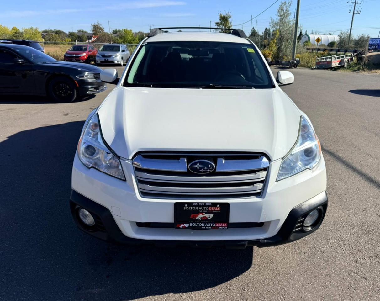2014 Subaru Outback 4dr Wgn H4 Auto 2.5i Convenience Package Photo