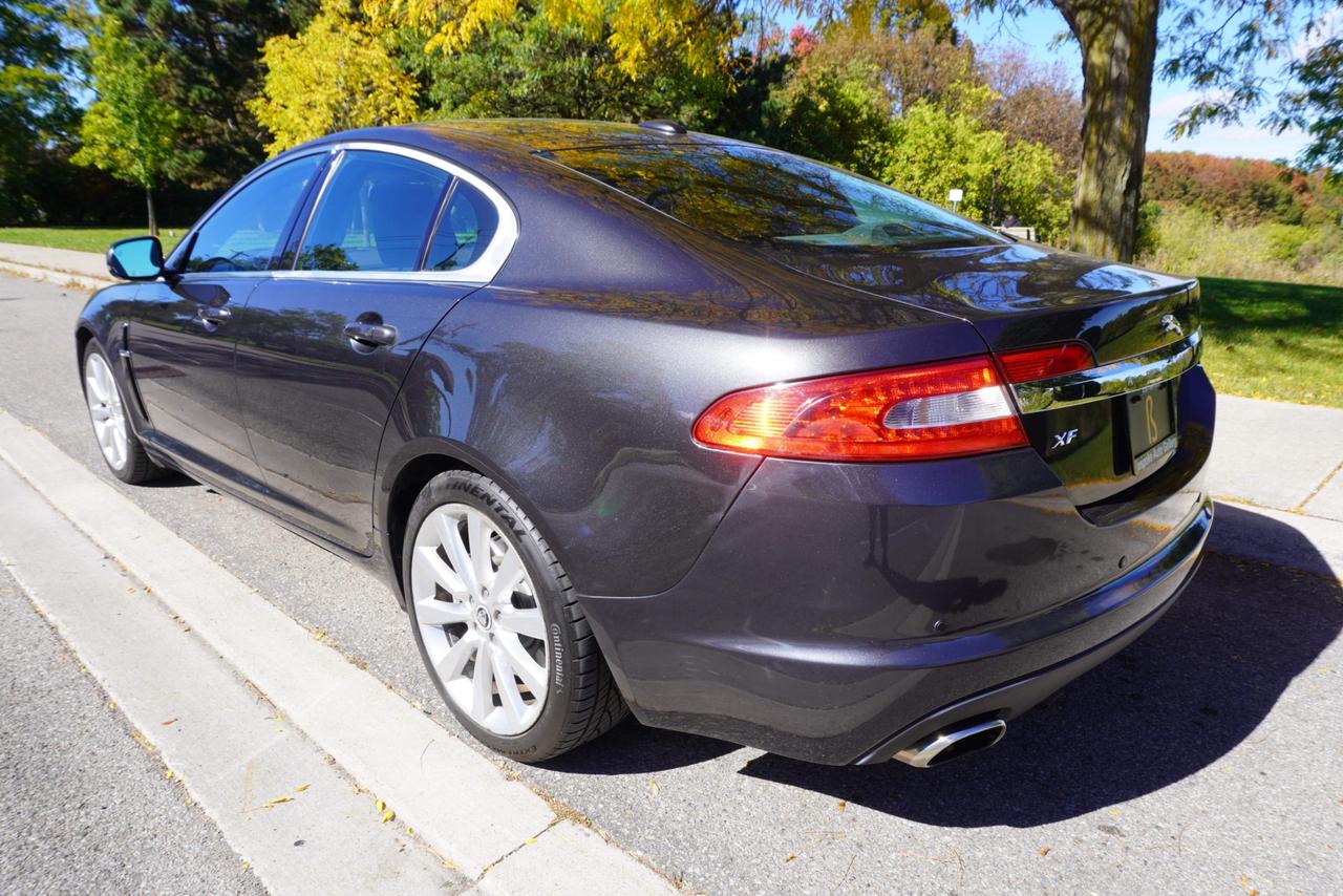 2011 Jaguar XF XF / V8 POWER / STUNNING PRESENCE / BRITISH LUXURY Photo2