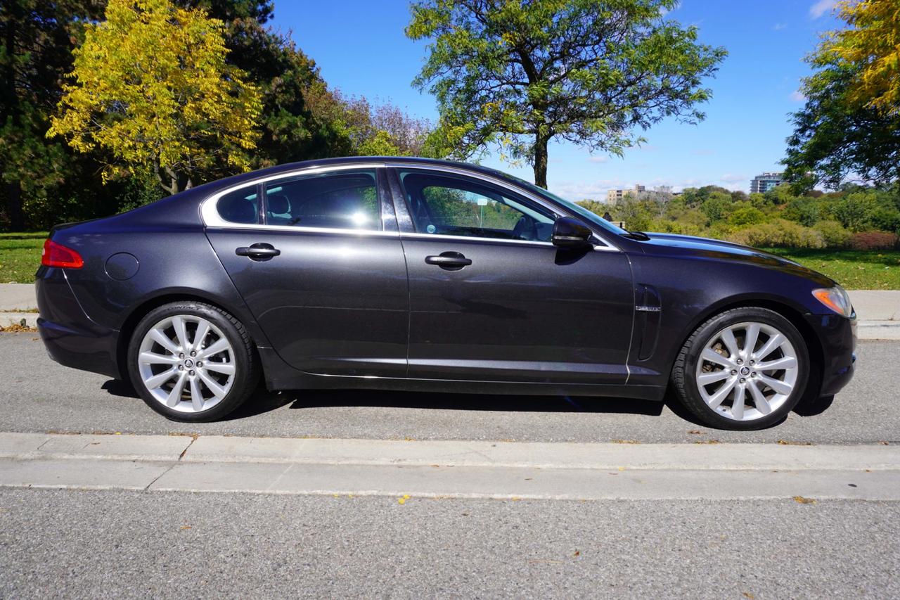 2011 Jaguar XF XF / V8 POWER / STUNNING PRESENCE / BRITISH LUXURY Photo4