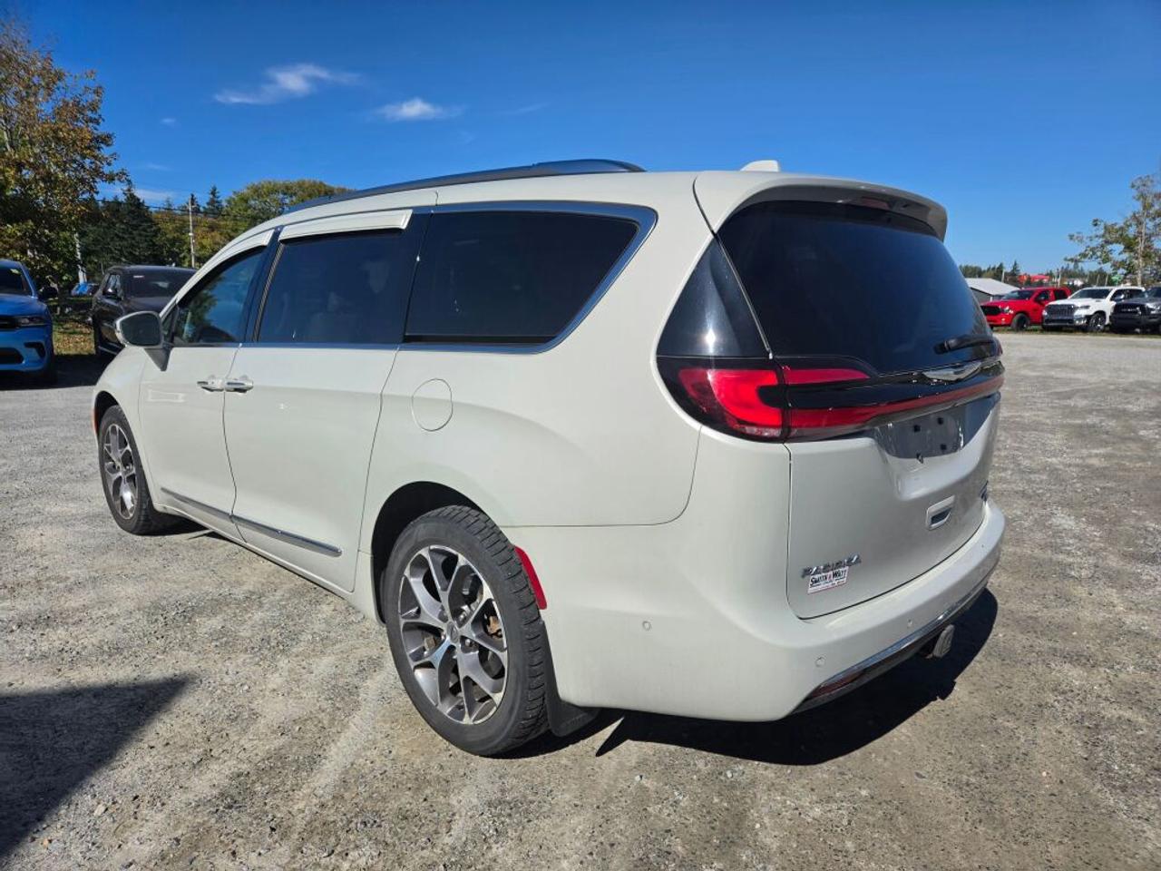 2021 Chrysler Pacifica Limited 3.6L Photo