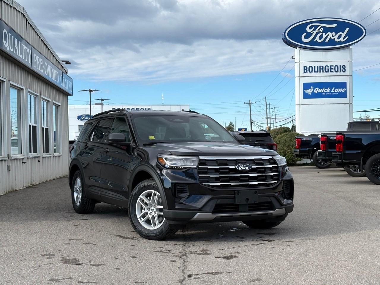 2027 Ford Explorer Active w/200A Pkg 4WD Photo0