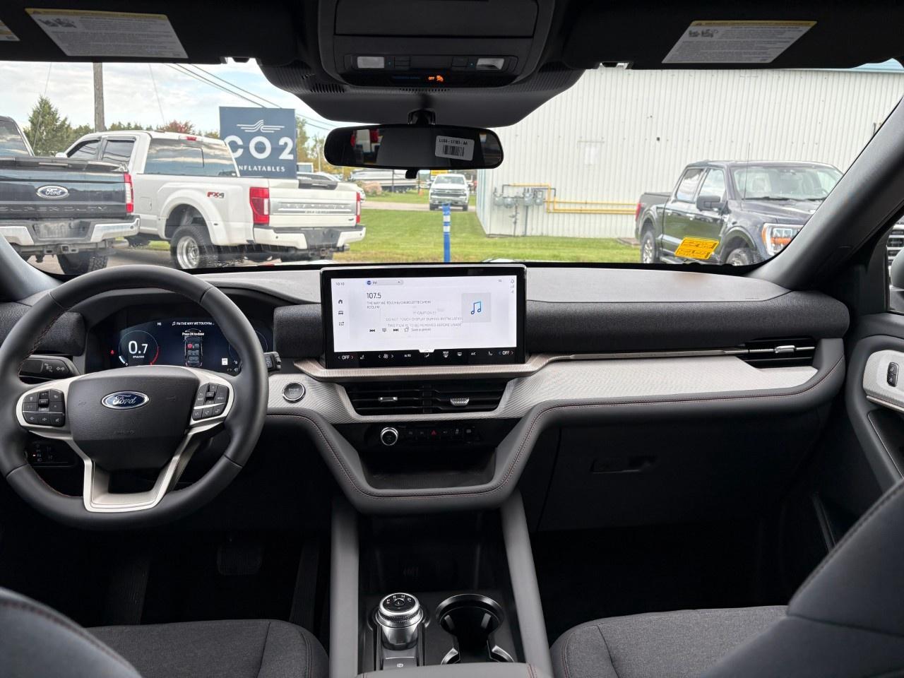 2027 Ford Explorer Active w/200A Pkg 4WD Photo