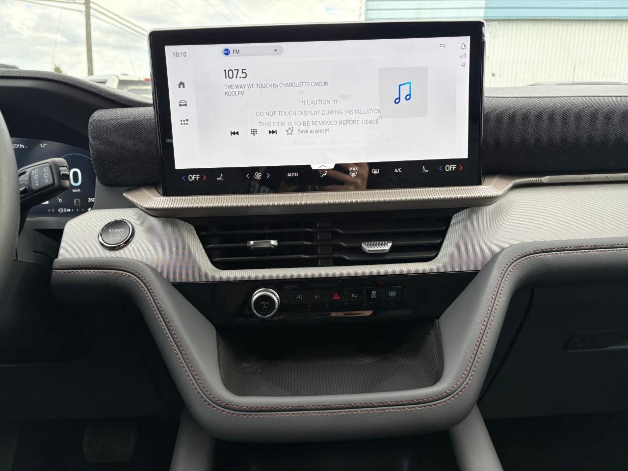 2027 Ford Explorer Active w/200A Pkg 4WD Photo