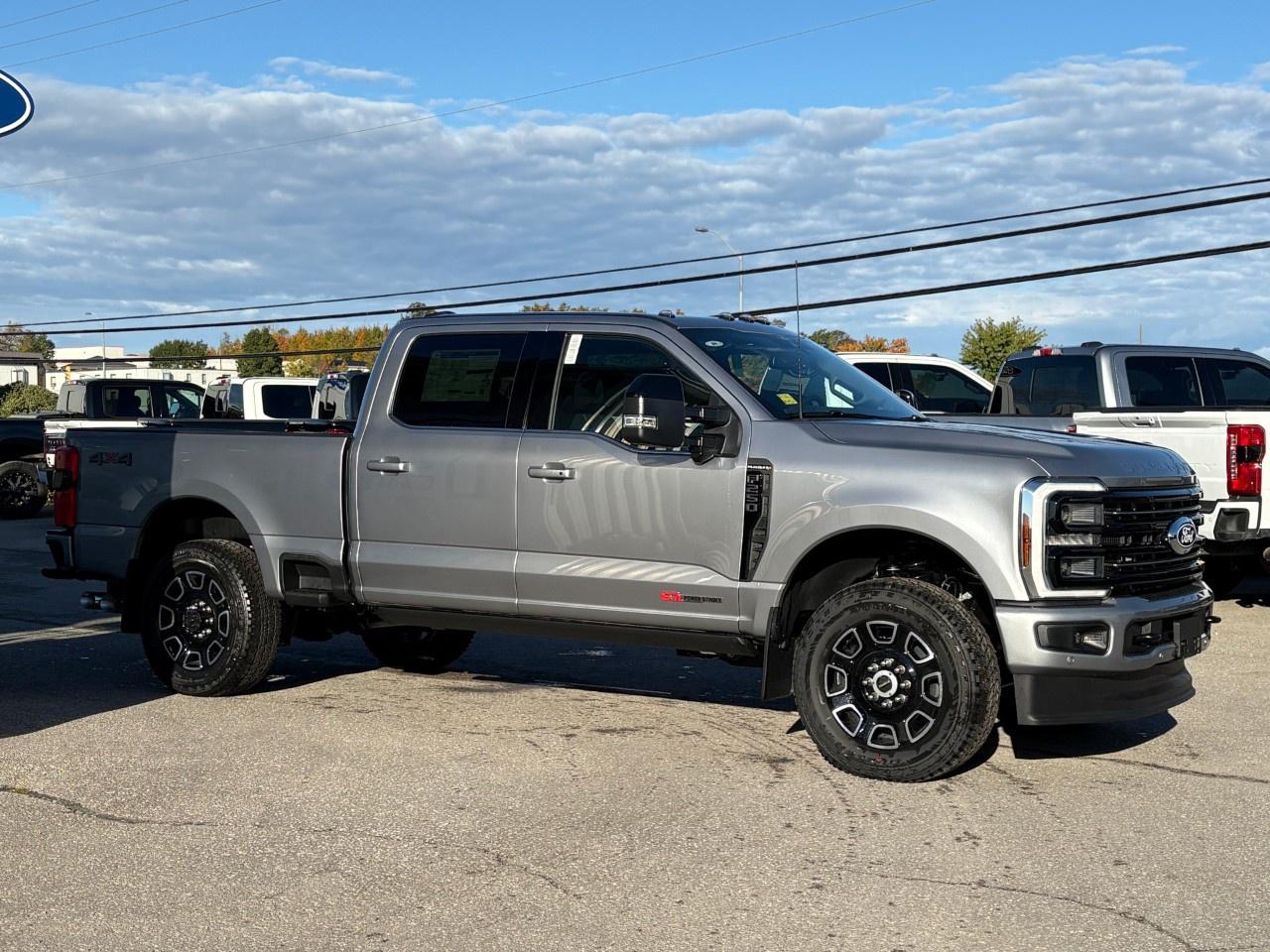 2027 Ford F-250 Super Duty SRW PLATINUM 4WD CREW CAB 6.75' BOX Photo