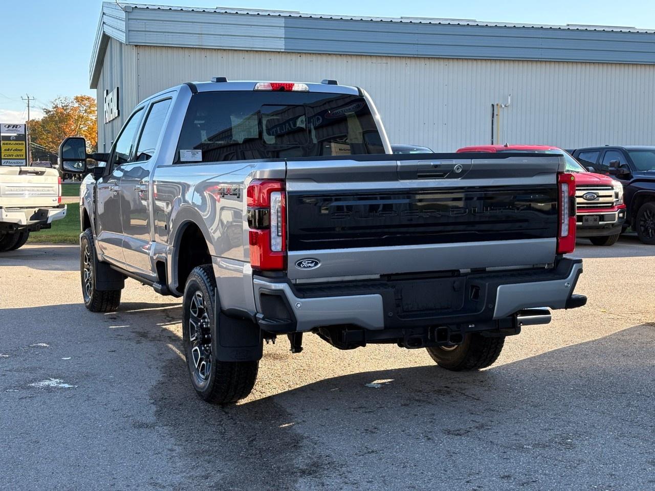 2027 Ford F-250 Super Duty SRW PLATINUM 4WD CREW CAB 6.75' BOX Photo