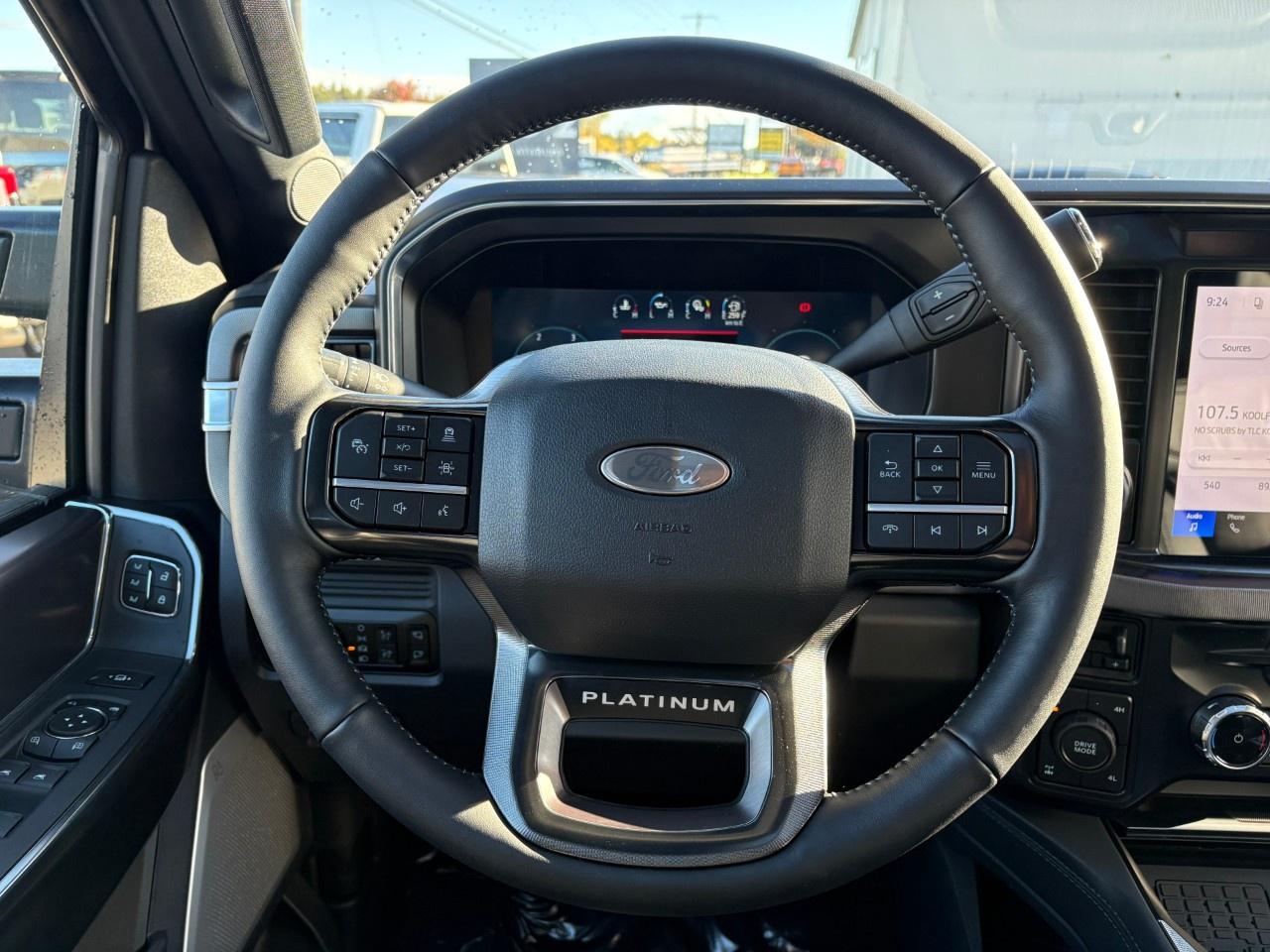2027 Ford F-250 Super Duty SRW PLATINUM 4WD CREW CAB 6.75' BOX Photo