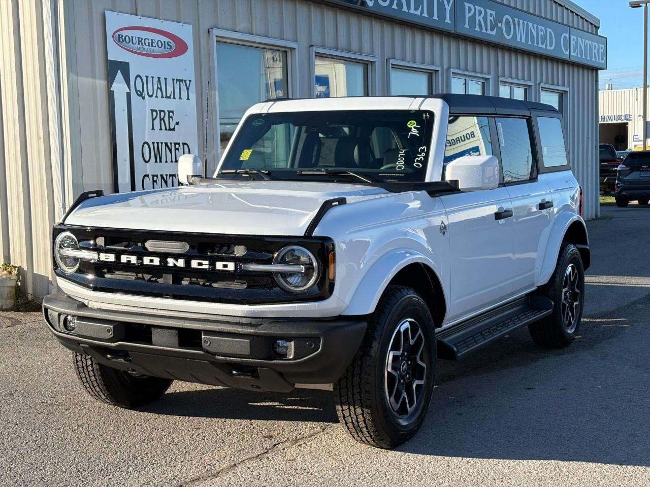 2026 Ford Bronco OUTER BANKS 4 DOOR 4X4 Photo