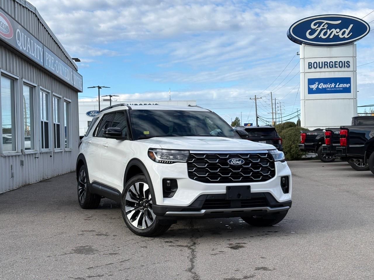 2027 Ford Explorer Platinum 4WD Photo