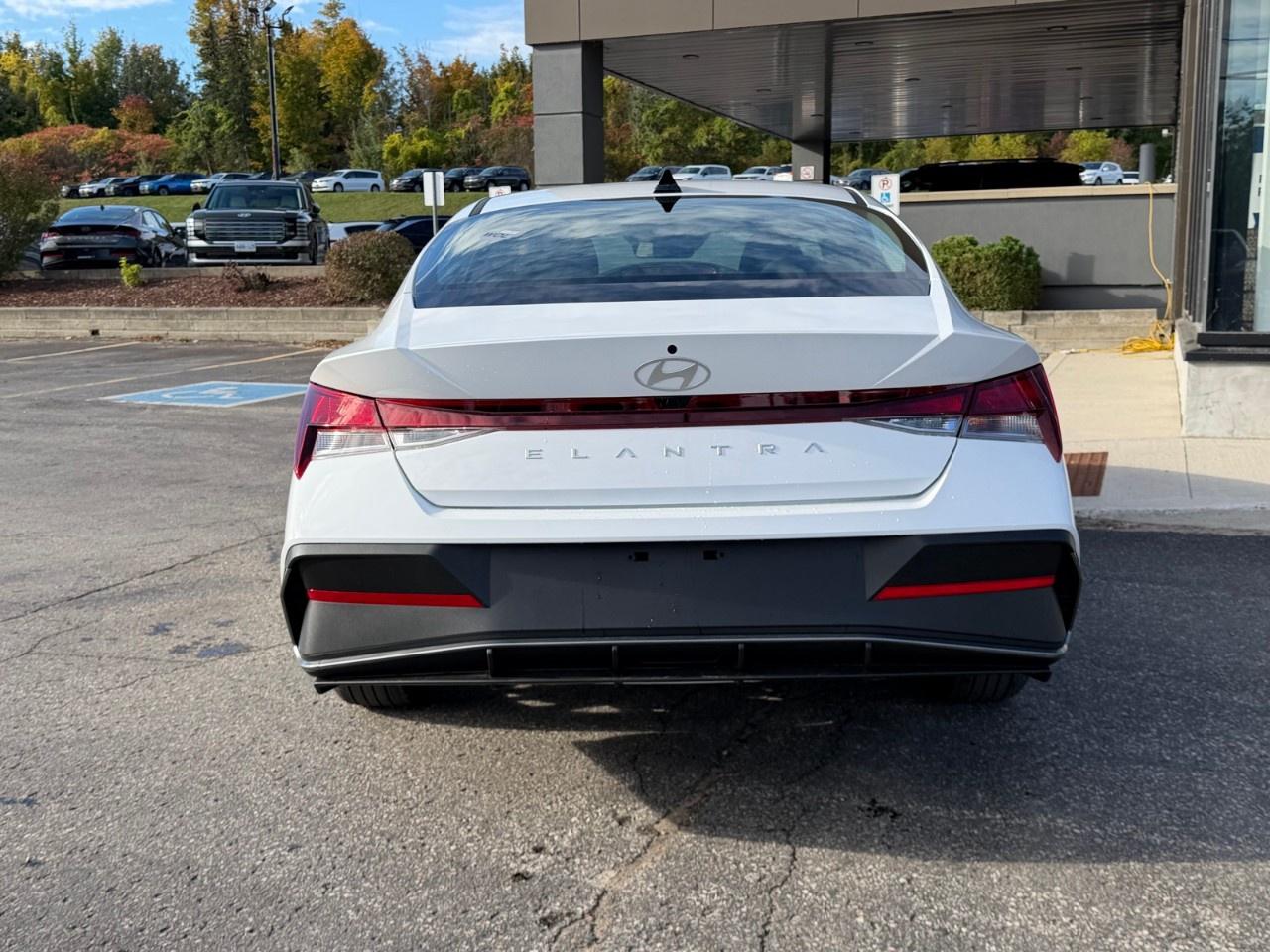 2026 Hyundai Elantra Preferred IVT Photo
