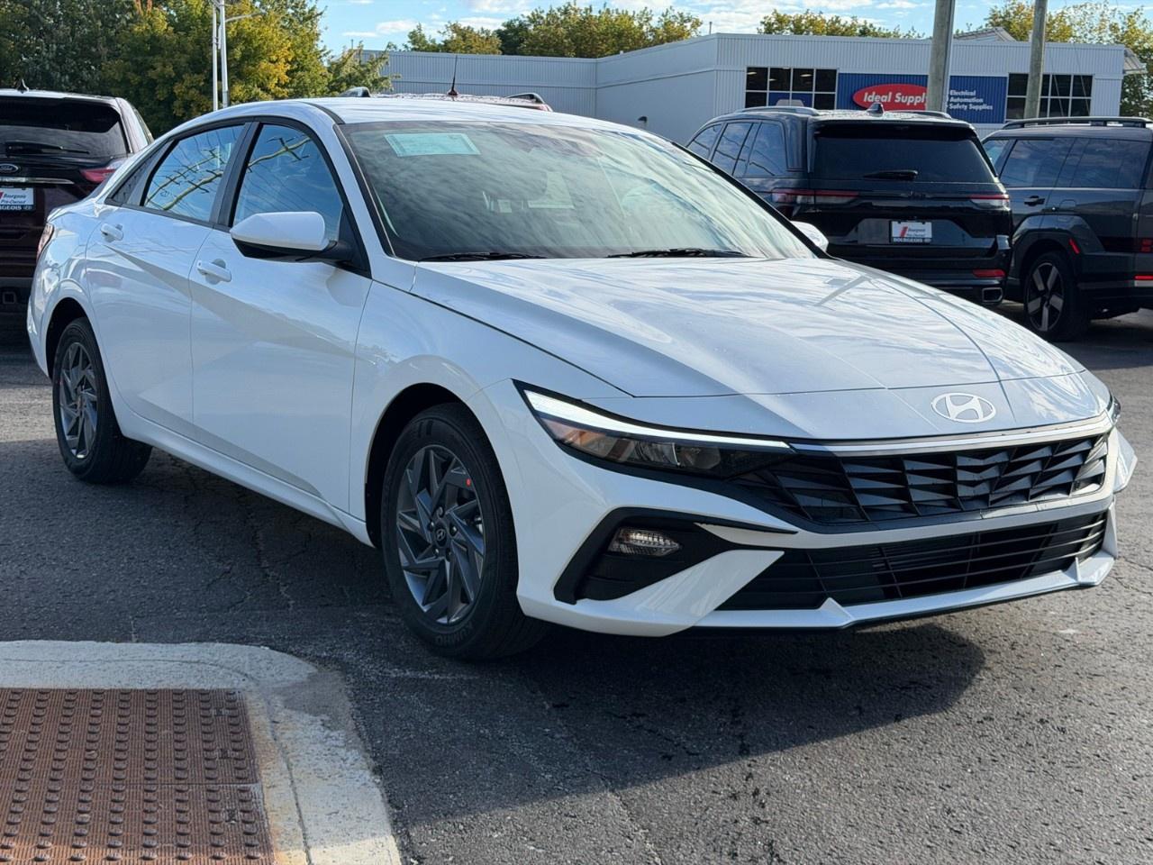 2026 Hyundai Elantra Preferred IVT Photo