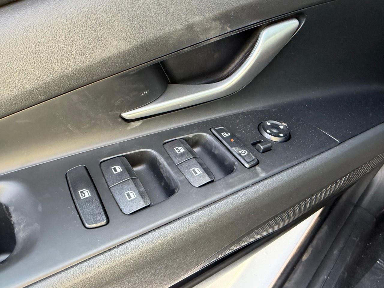 2026 Hyundai Elantra Preferred IVT Photo