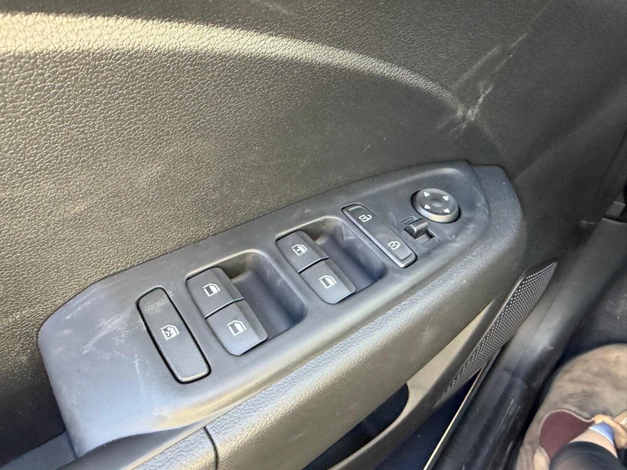 2026 Hyundai Venue Preferred IVT w/Two-Tone Photo