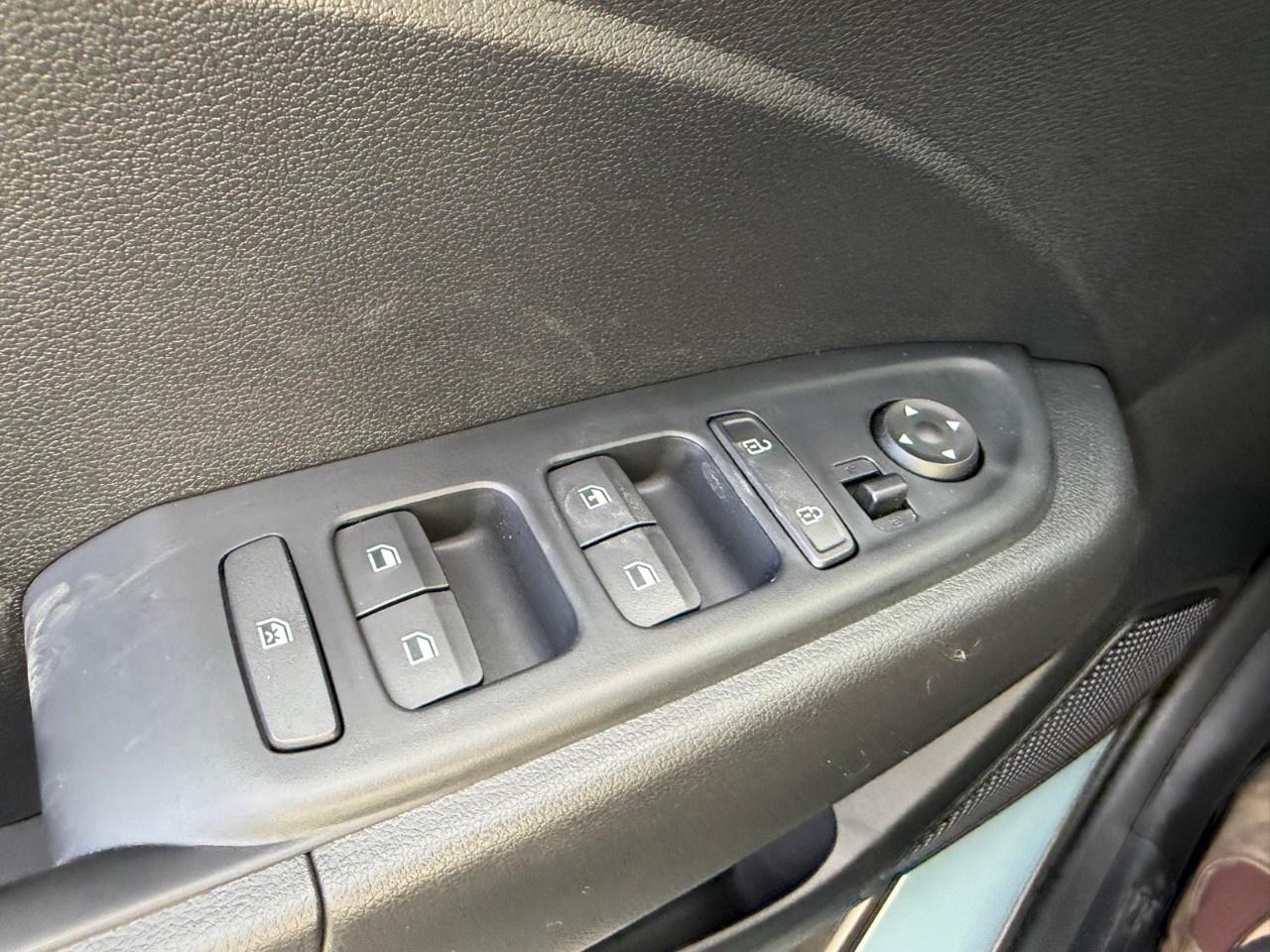 2026 Hyundai Venue Preferred IVT w/Two-Tone Photo
