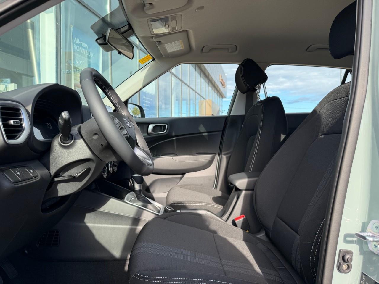 2026 Hyundai Venue Preferred IVT w/Two-Tone Photo