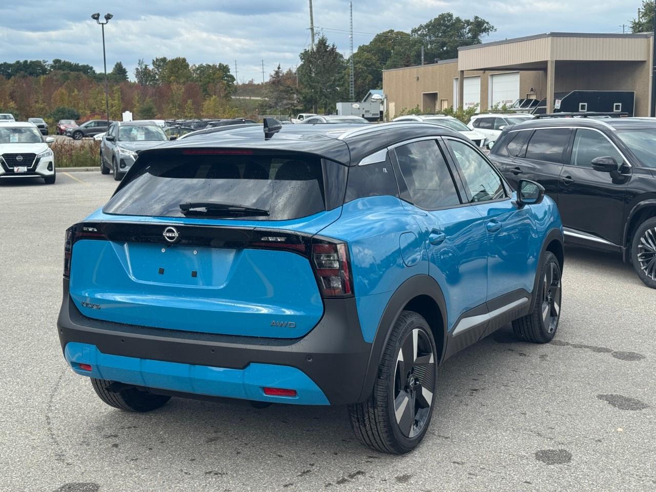 2027 Nissan Kicks SR Premium AWD Photo3