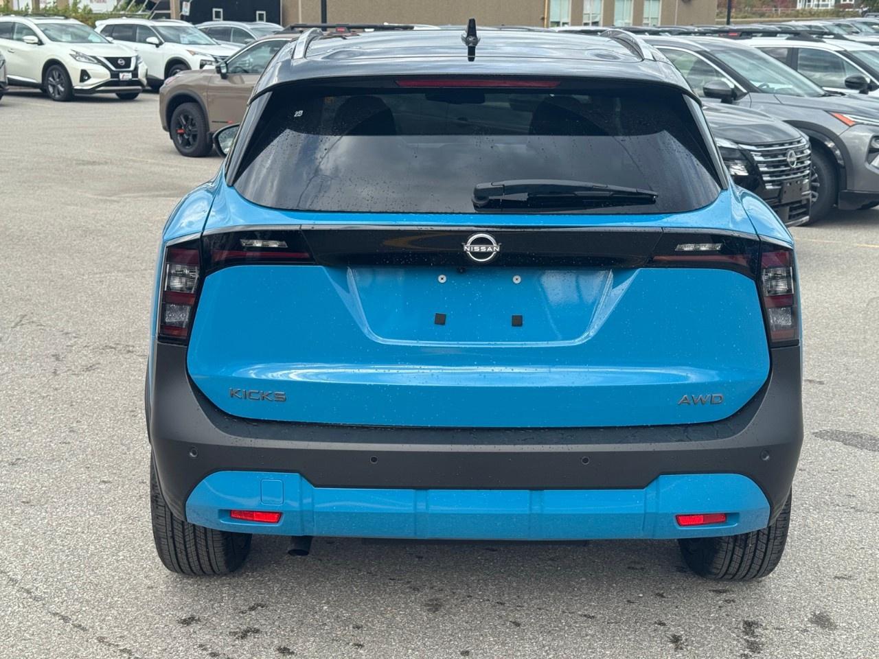 2027 Nissan Kicks SR Premium AWD Photo