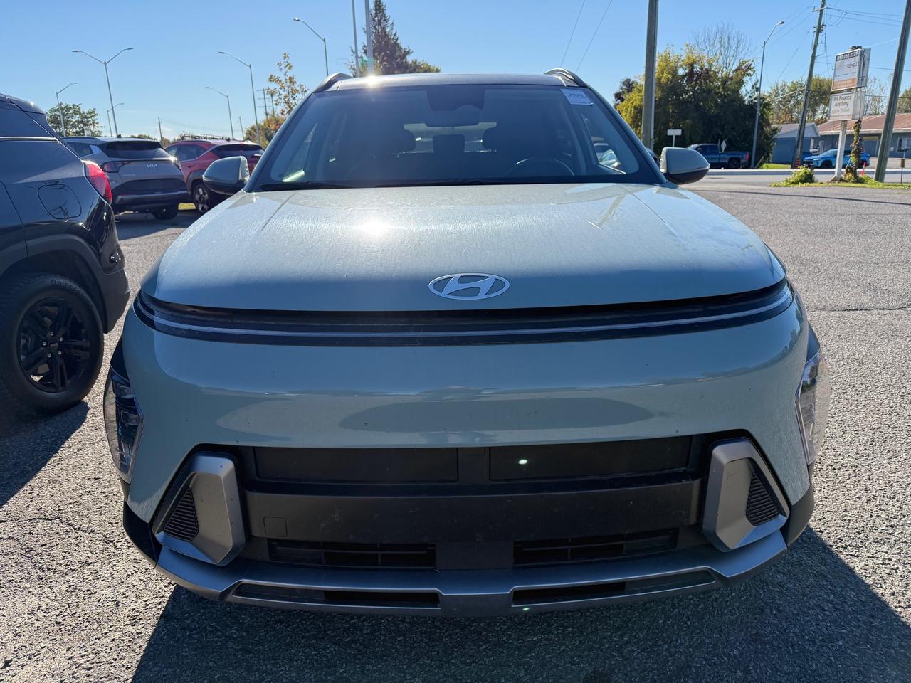 2025 Hyundai KONA 2.0L Preferred w/Trend Package Sunroof! Leather! AutoStart! Photo