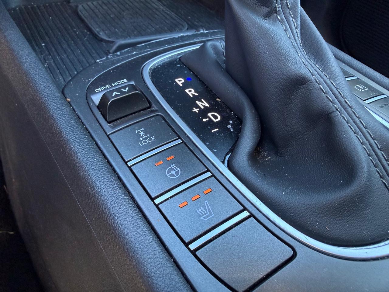2025 Hyundai KONA 2.0L Preferred w/Trend Package Sunroof! Leather! AutoStart! Photo4