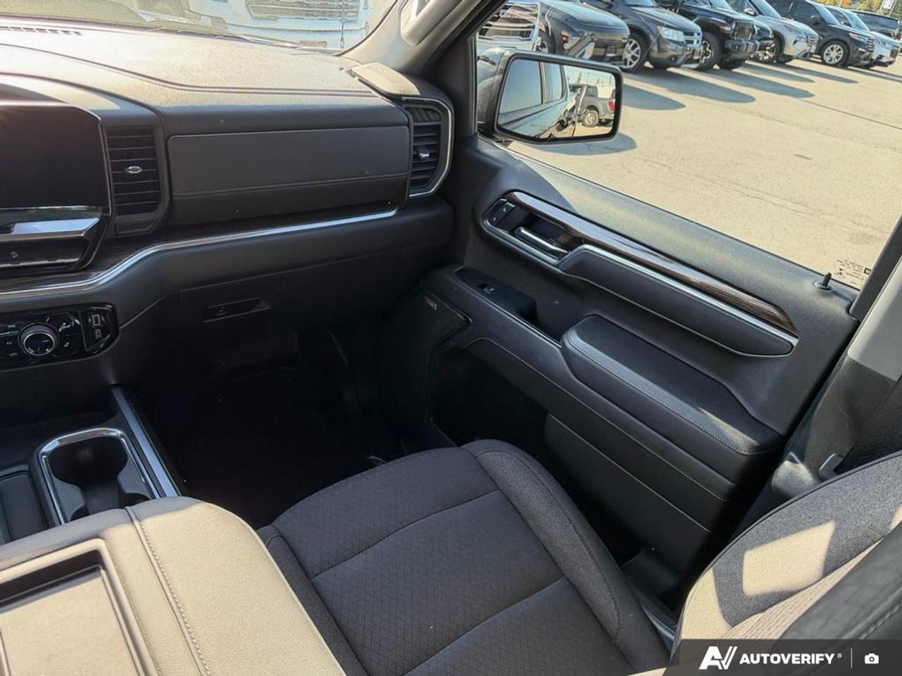 2022 Chevrolet Silverado 1500 LT Trail Boss PREMIUM SOUND SYSTEM | HEATED S Photo
