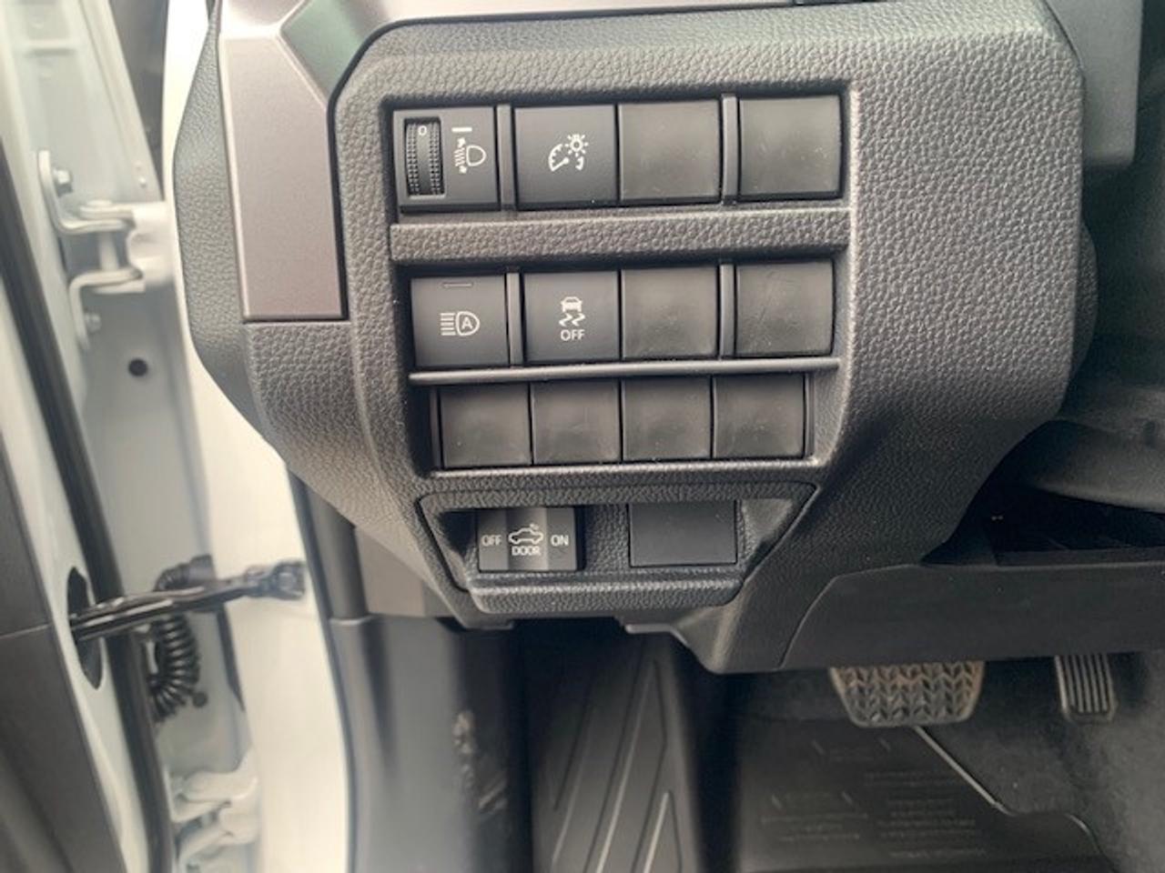 2026 Toyota Tacoma Used Demo-with tonneau installed Photo