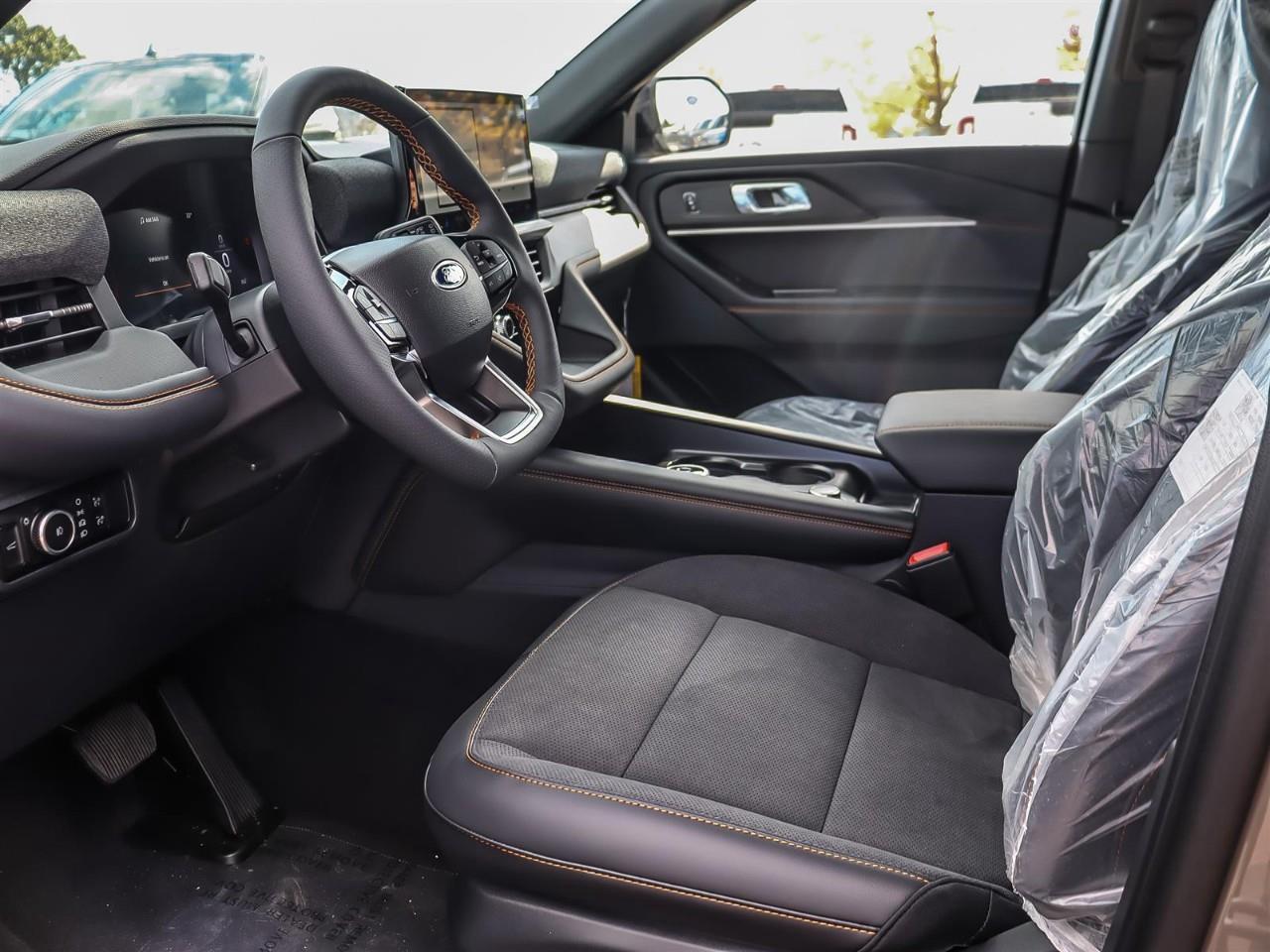 2027 Ford Explorer TREMOR Photo