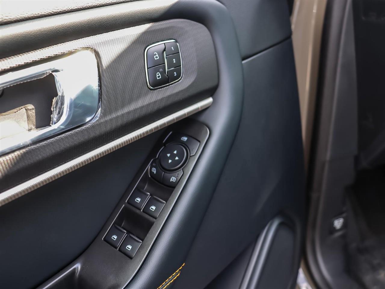 2027 Ford Explorer TREMOR Photo