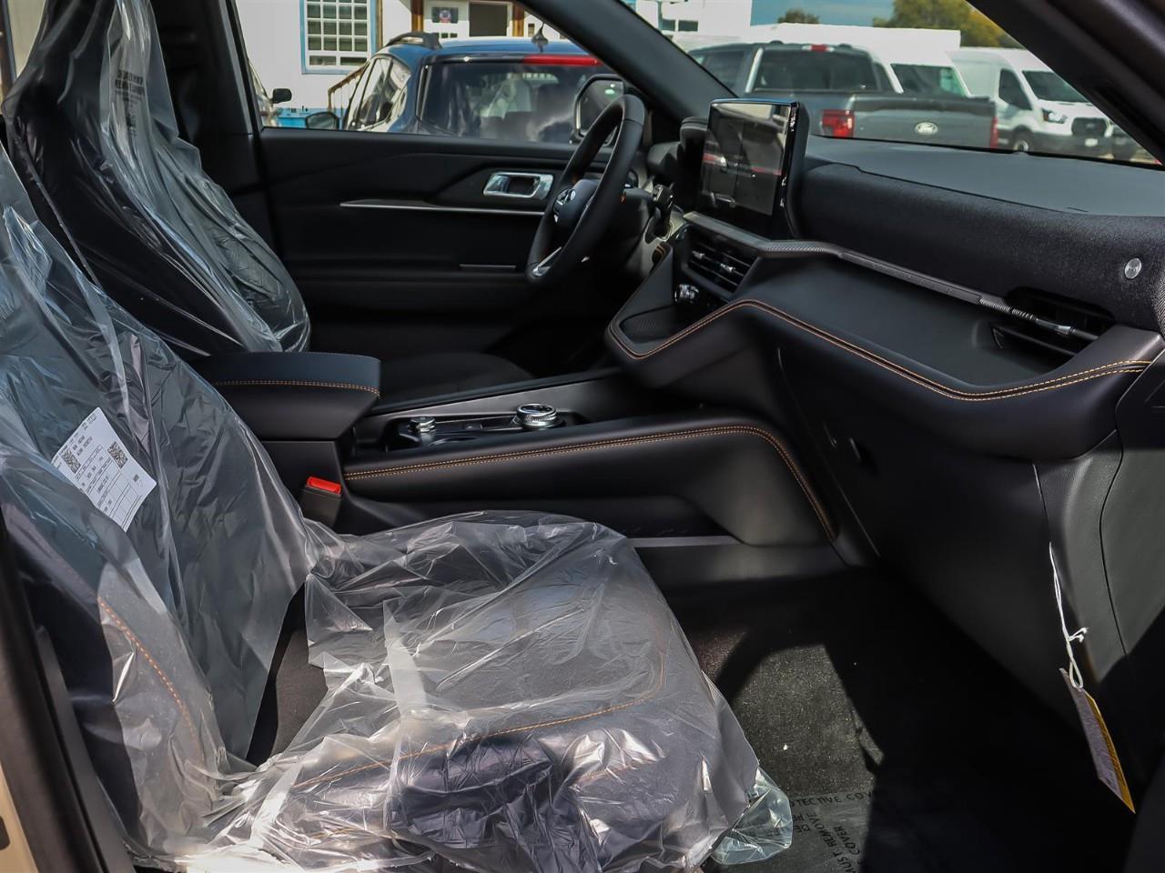 2027 Ford Explorer TREMOR Photo