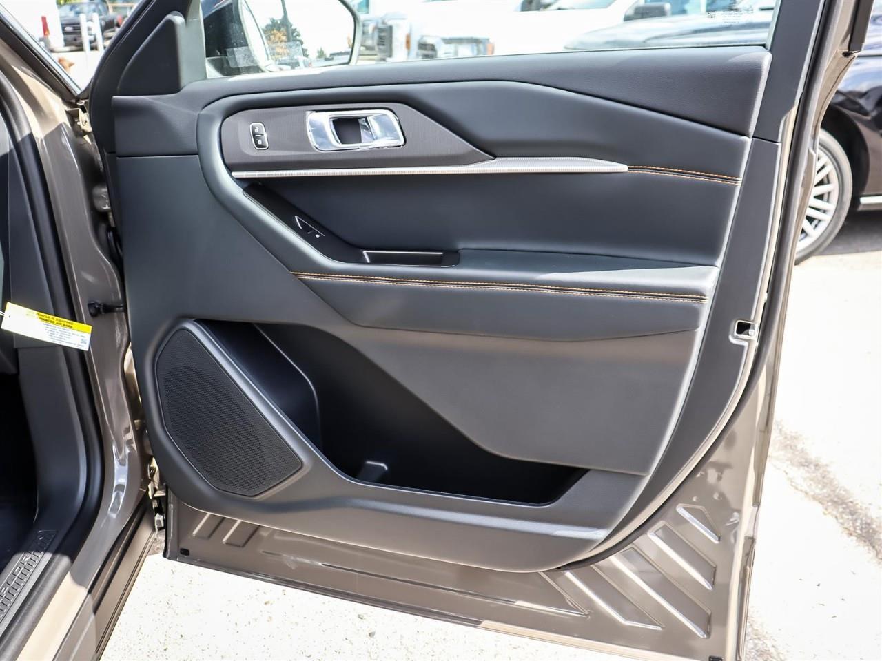 2027 Ford Explorer TREMOR Photo